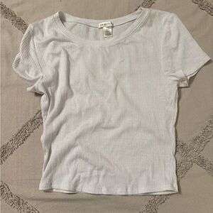 Bozzolo White Ribbed Scoop Crop Top